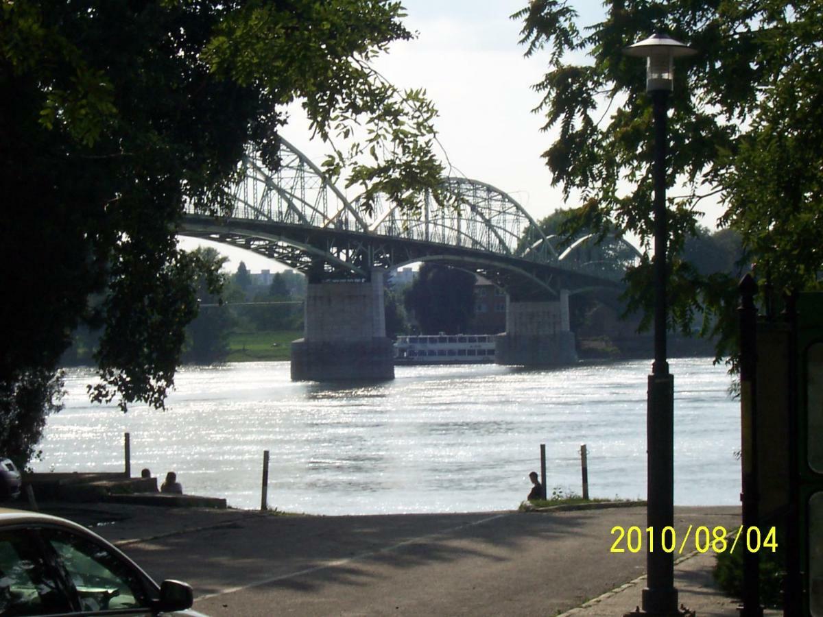 Ubytovanie Danube Sturovo Luaran gambar